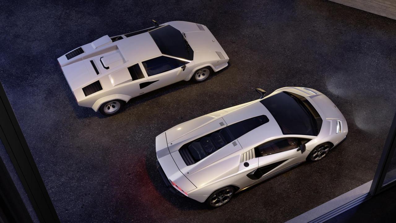 2022-Lamborghini-Countach-LPI-800-4-17-1.thumb.jpg.3cfe4fbf9060f23bf2d59e674e0f01a0.jpg