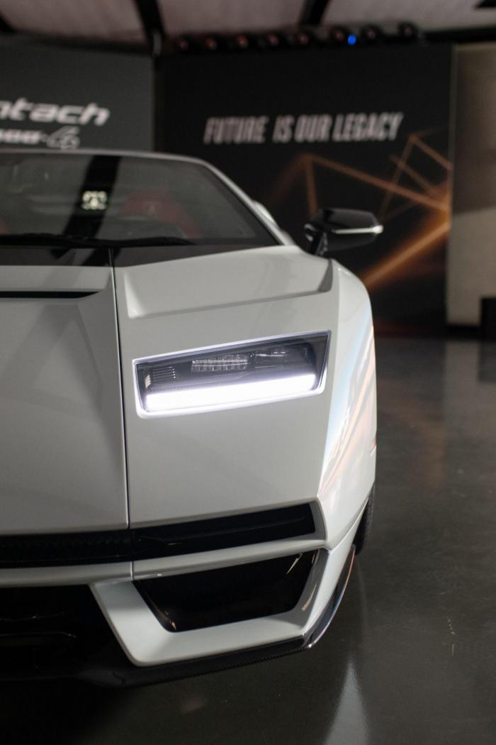 2022-Lamborghini-Countach-LPI-800-4-23.jpg