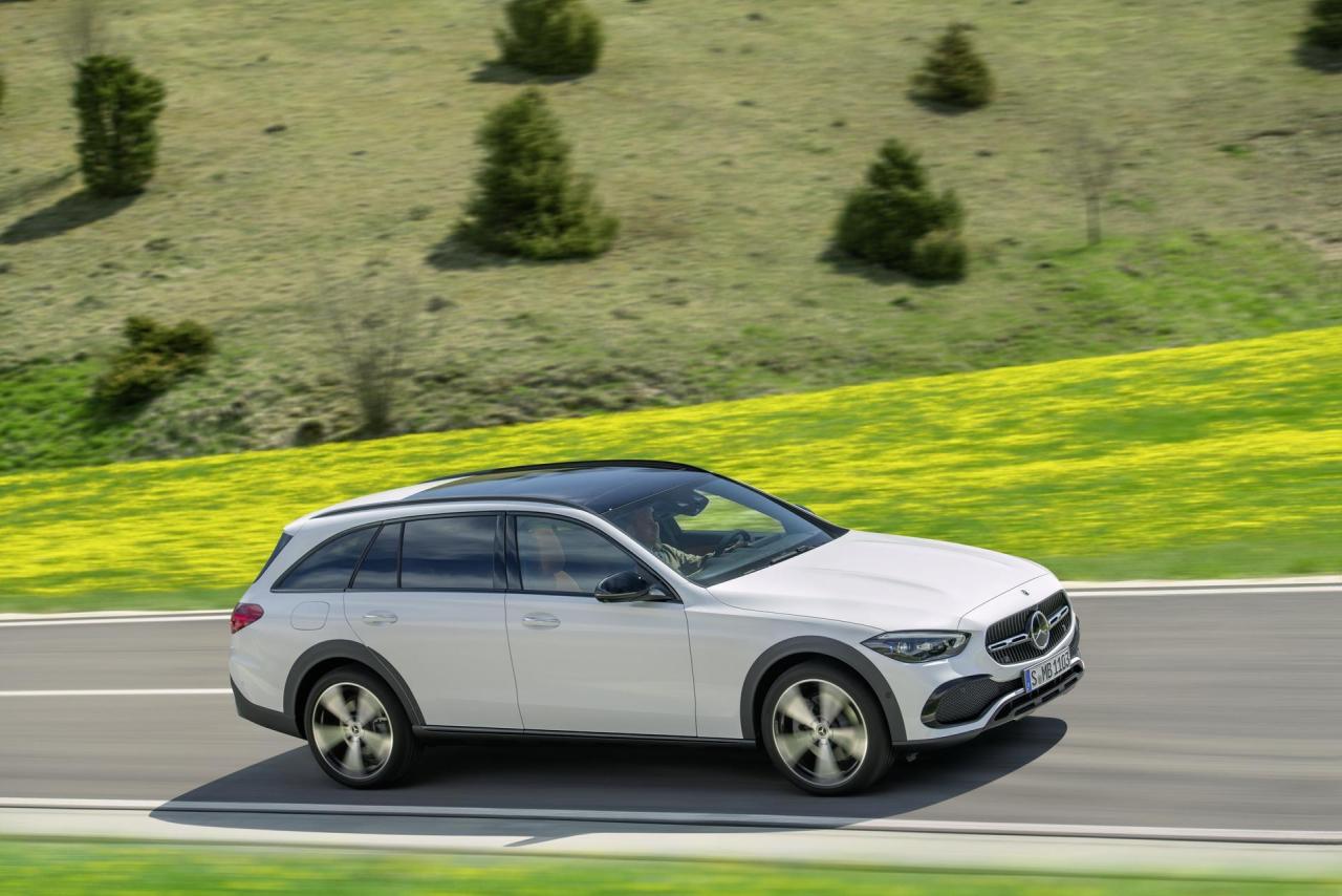 2022-Mercedes-Benz-C-Class-All-Terrain-21.jpg
