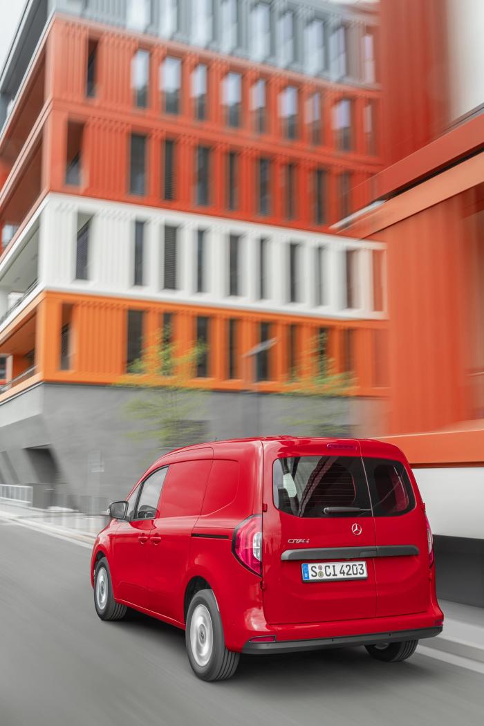 2022-Mercedes-Benz-Citan-5.jpg