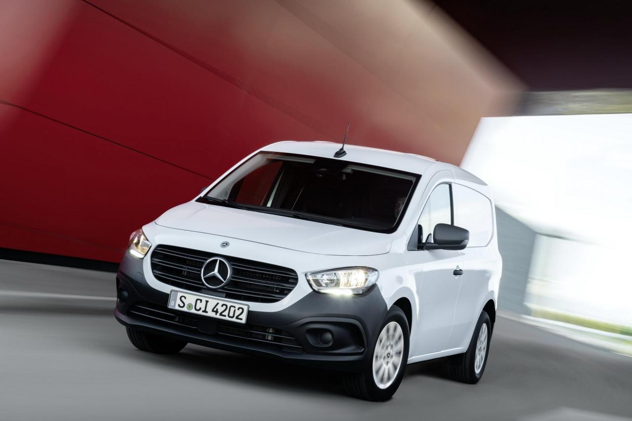 2022-Mercedes-Benz-Citan-8.jpg