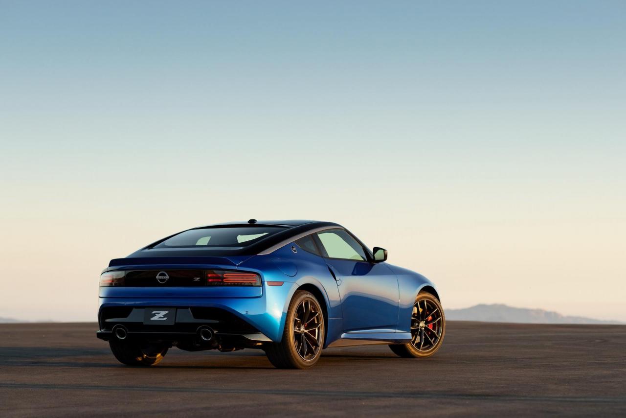 2023-Nissan-Z-Couype-10.jpg