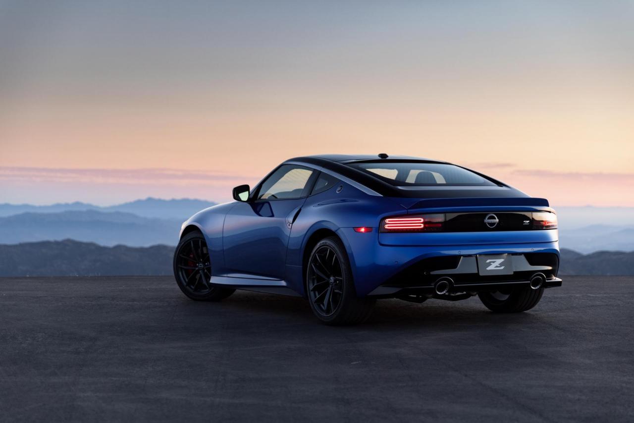 2023-Nissan-Z-Couype-12.jpg