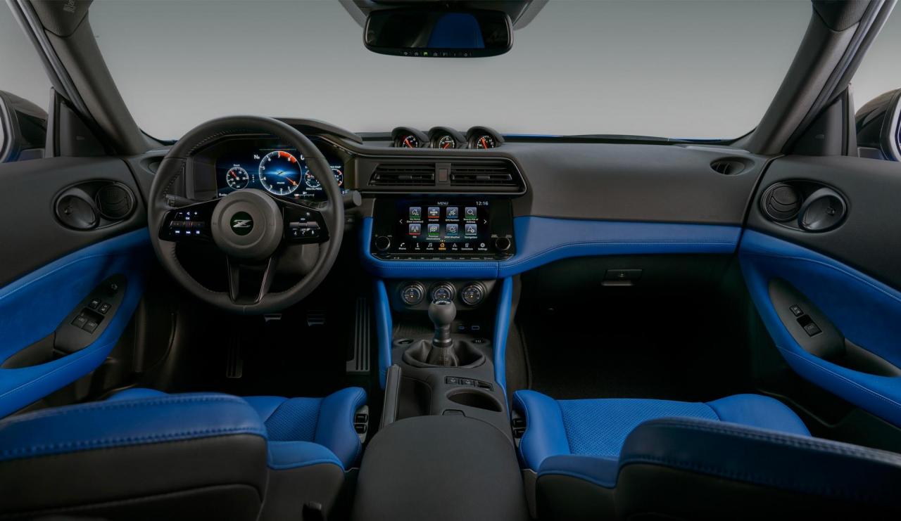2023-Nissan-Z-Couype-20.jpg