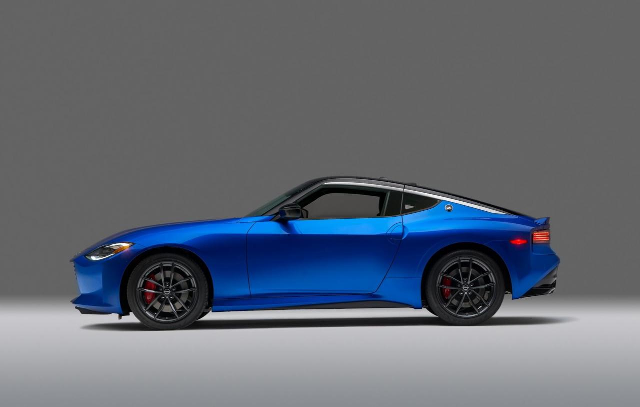 2023-Nissan-Z-Couype-32.jpg