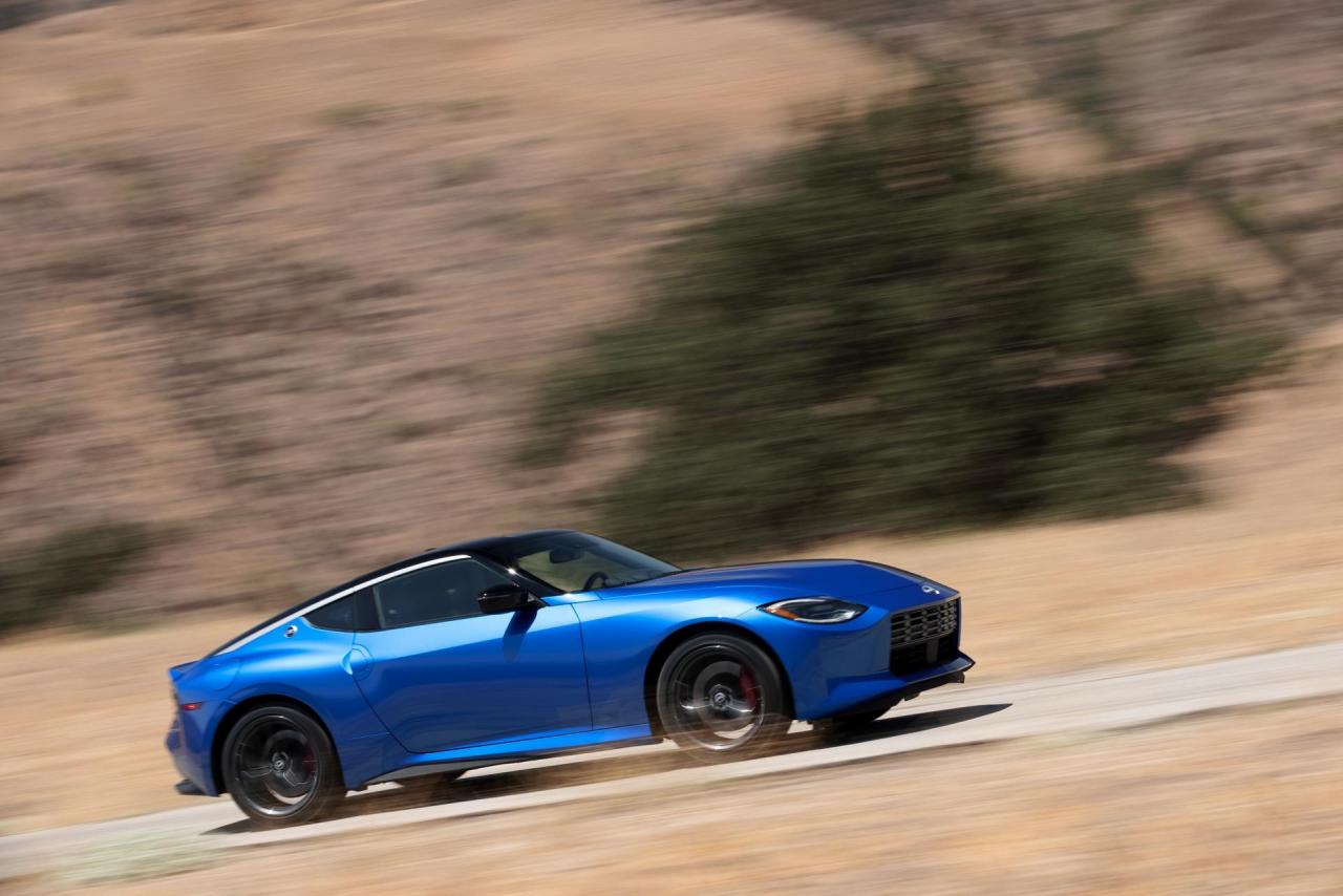 2023-Nissan-Z-Couype-4.jpg