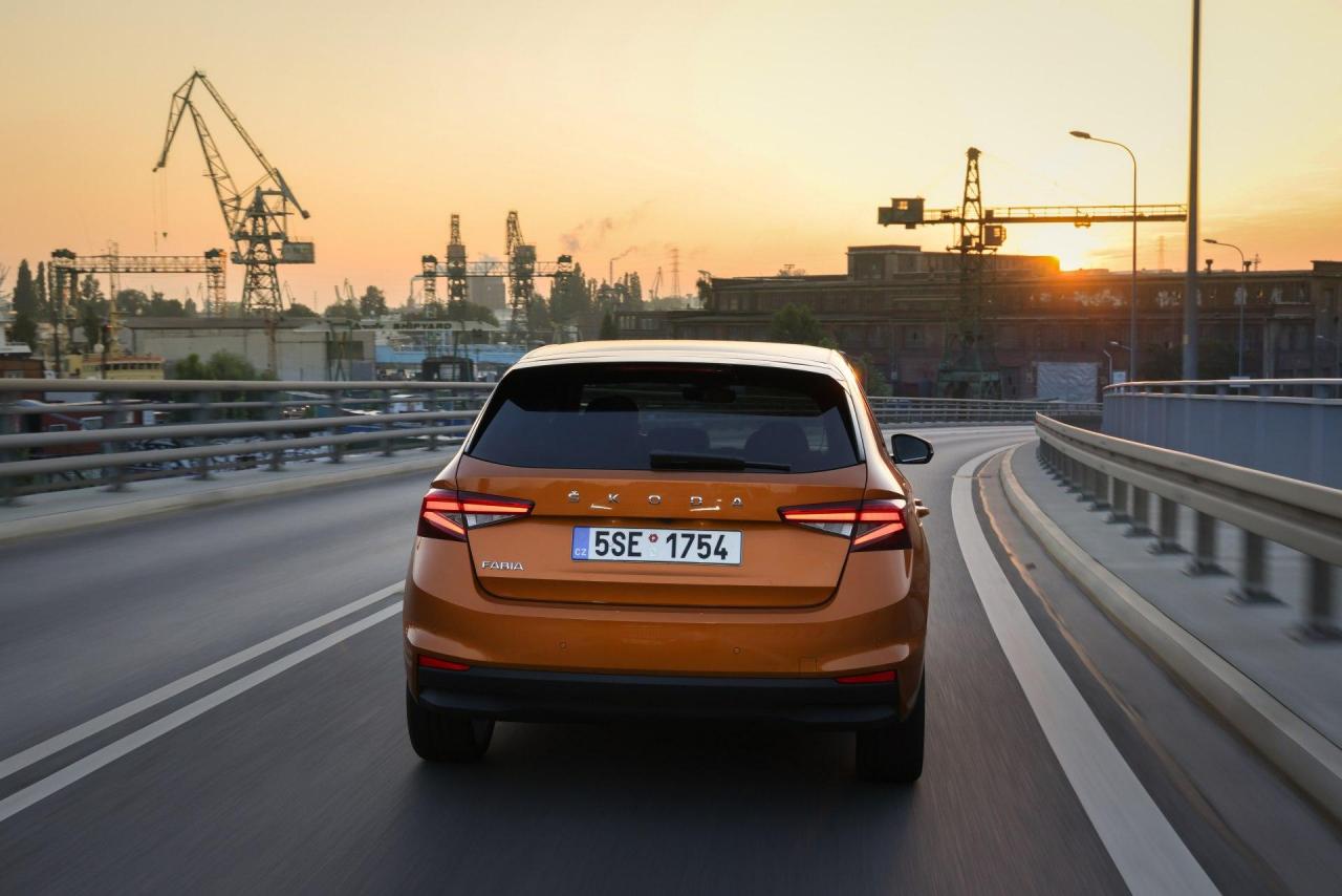 26_skoda_fabia_ml_phoenix_orange-1920x1281.thumb.jpg.7776446fc4957c6dda6ac835aebb0931.jpg