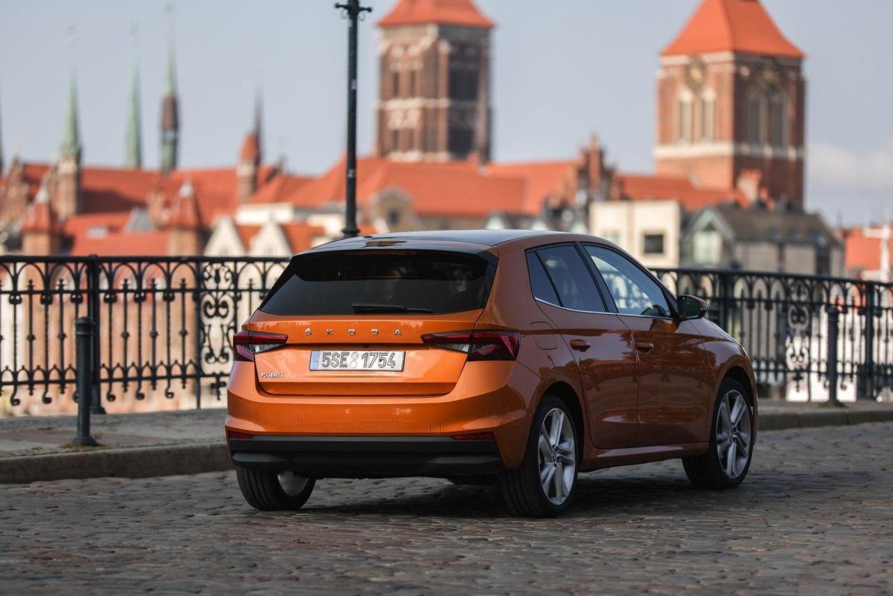 31_skoda_fabia_ml_phoenix_orange-1920x1281.thumb.jpg.8358bbb9cdec0d2e138c573b23f41abe.jpg