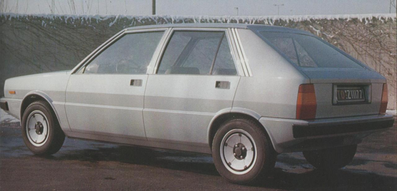Lancia Delta Maquette 1 (2).jpg