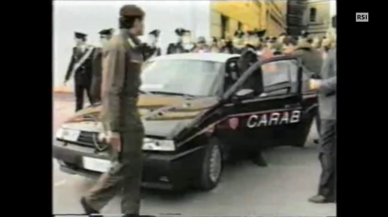 Dai nostri archivi, l'arresto di Totò Riina di Edoardo Rezzonico TG 20.00 del 16.01.1993.png