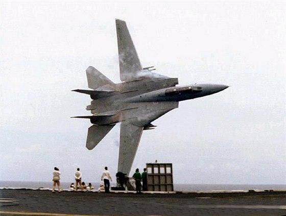 INC5063c5_draken_001.jpg.9e13d6b38388c6ddb42bfb2aadf90899.jpg