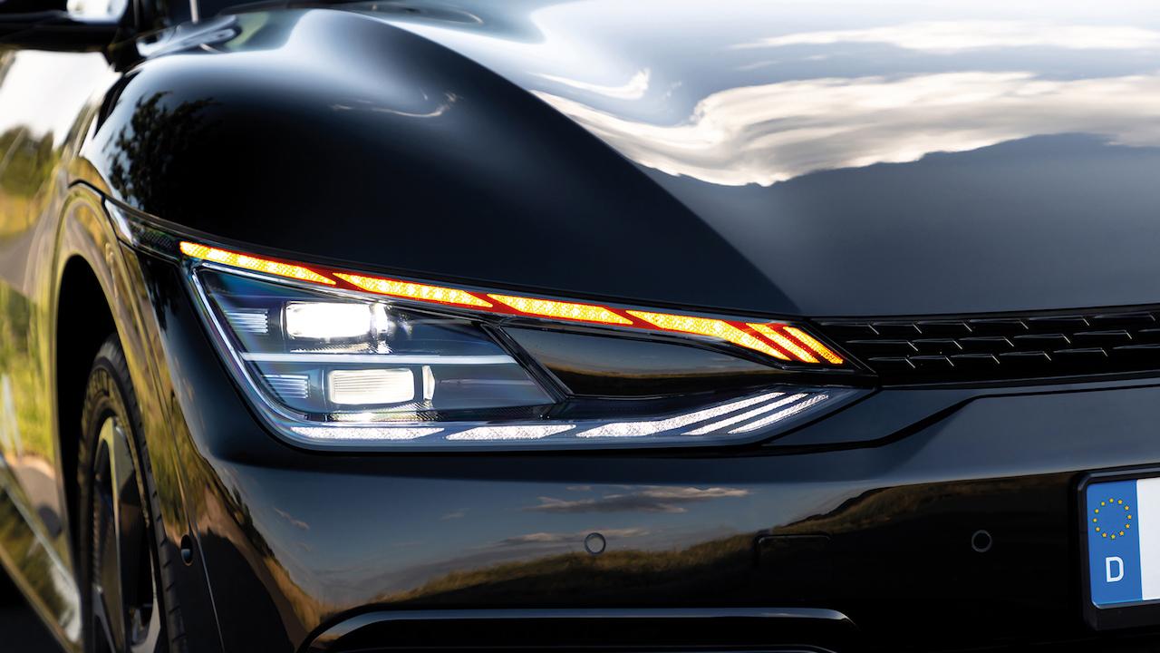 ev6gtldetailsonline03.jpg.7fa31ec69e54d703c588b6f77ac47223.jpg