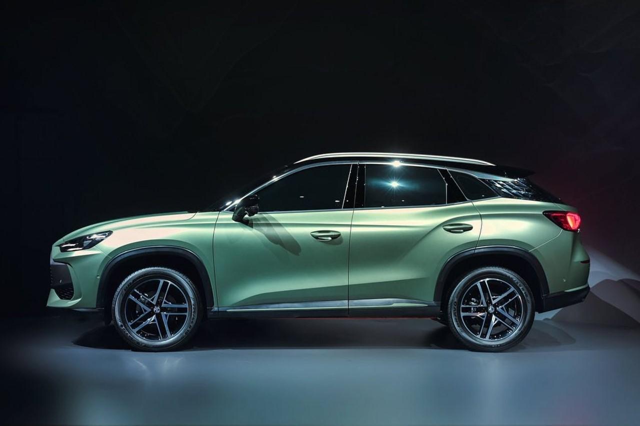 mg-one-gauche.jpg.9d9e5917e9b693fac788c70bb3b9add1.jpg