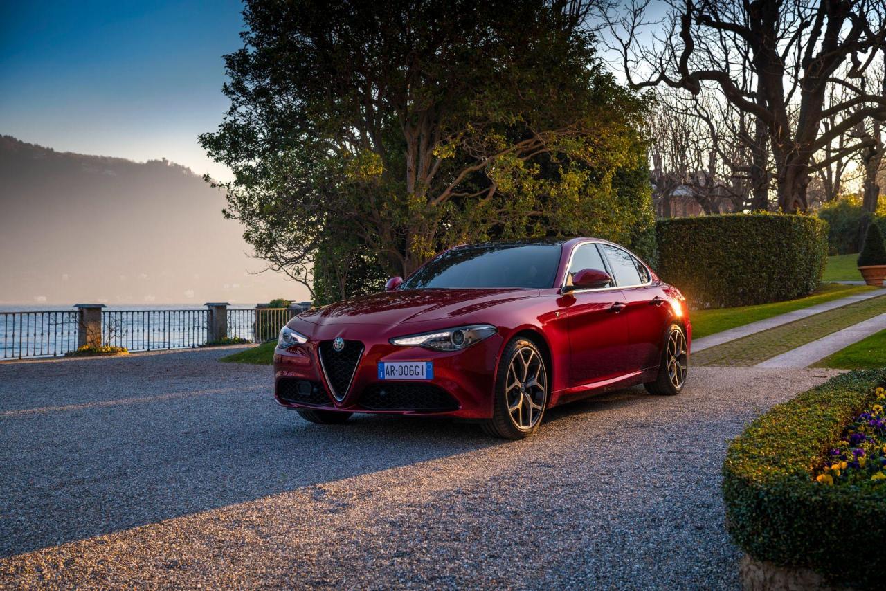 Alfa-Romeo-Giulia-and-Stelvio-6C-Villa-d’Este-16.jpg