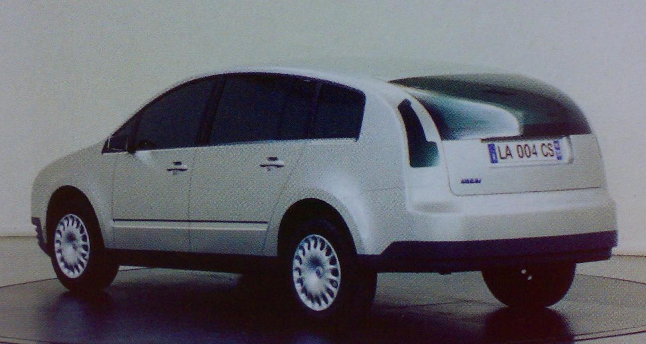 Large May 2004 Style Centre rear.jpg