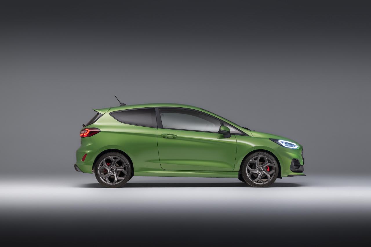2021_FORD_FIESTA_STUDIO_ST_08.jpg