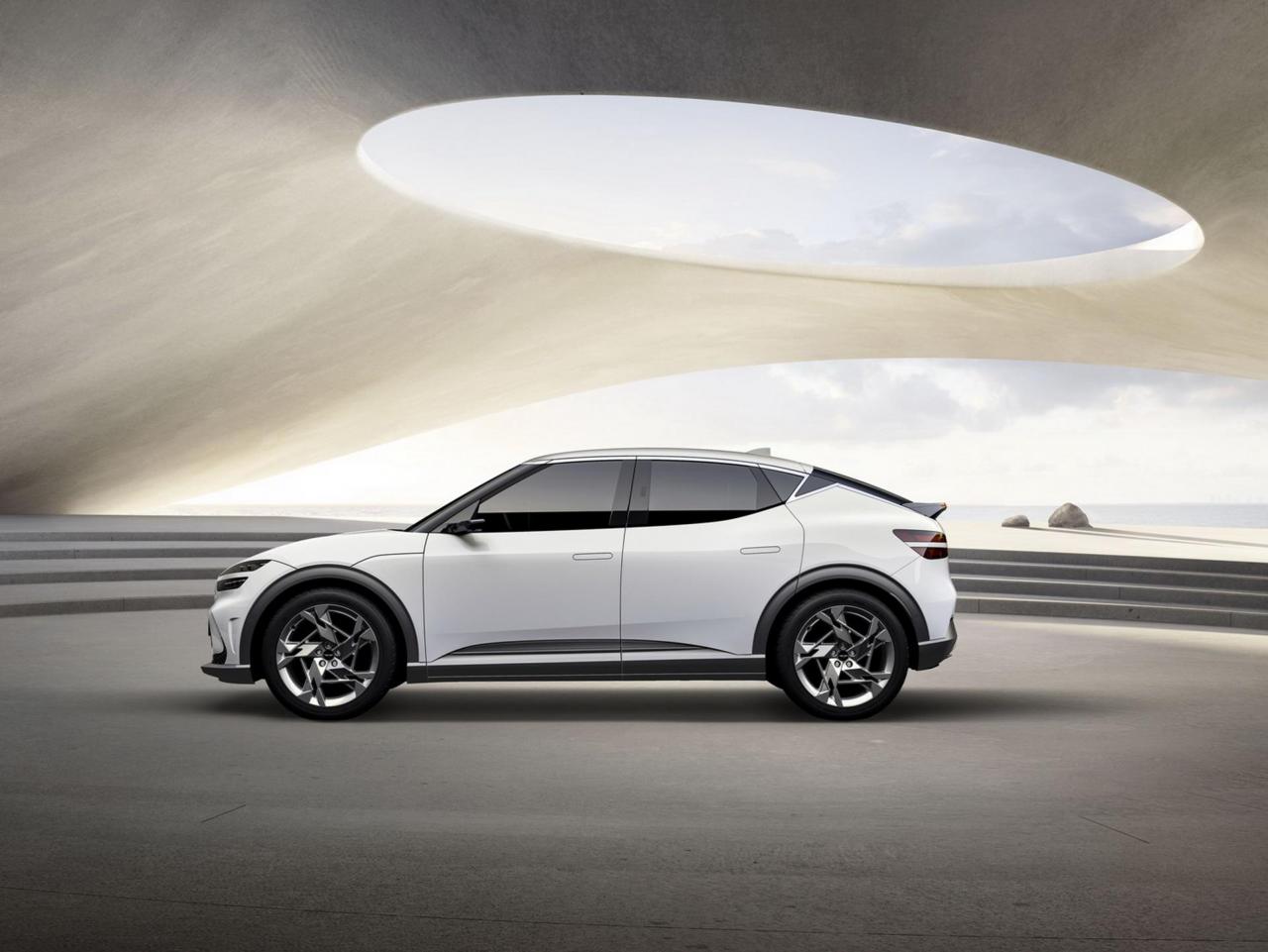 2022-Genesis-GV60-SUV-EV-2.jpg