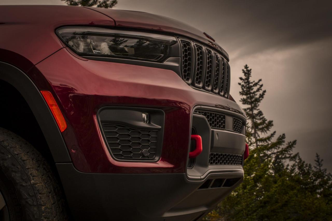 2022-Jeep-Grand-Cherokee-103.jpg