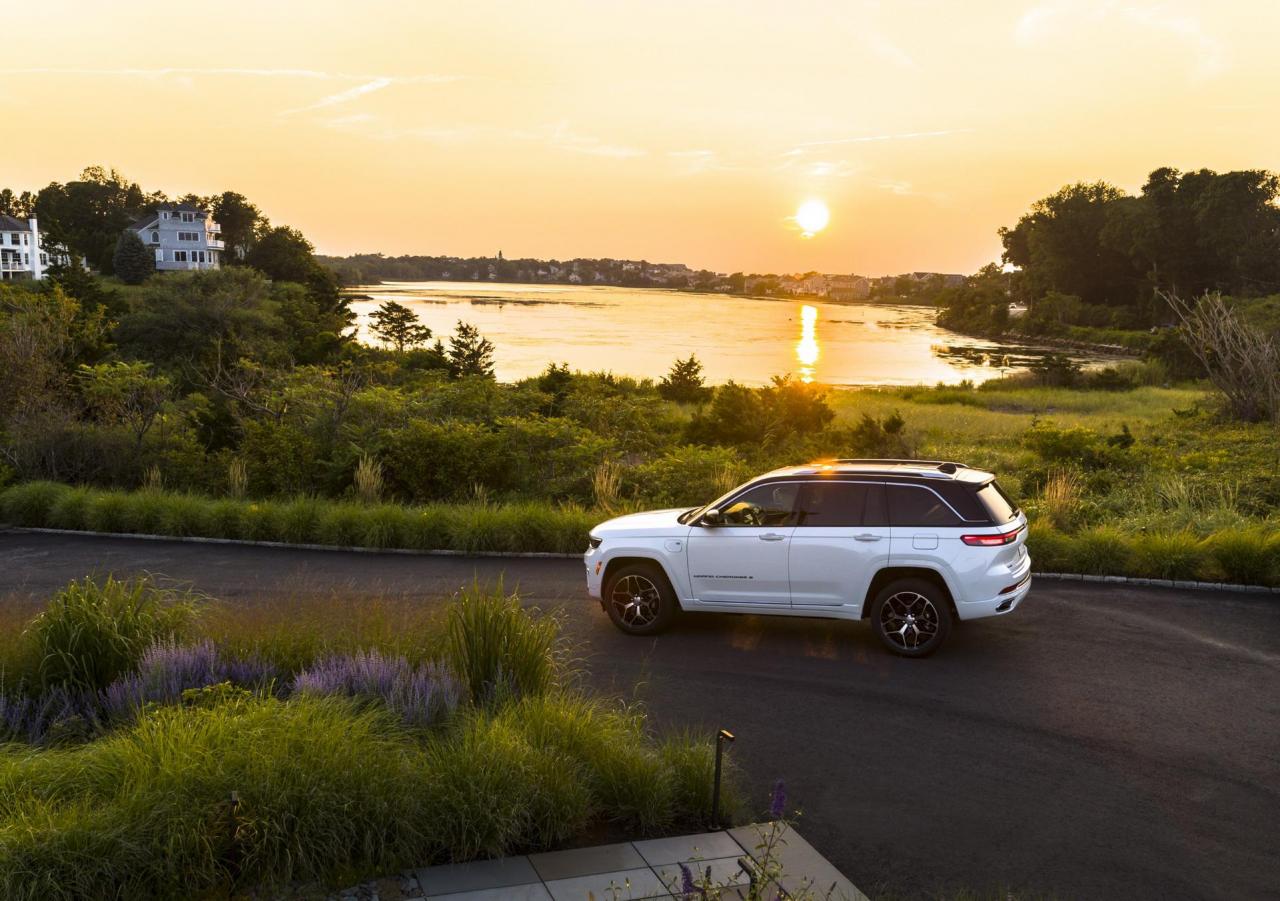 2022-Jeep-Grand-Cherokee-128.jpg