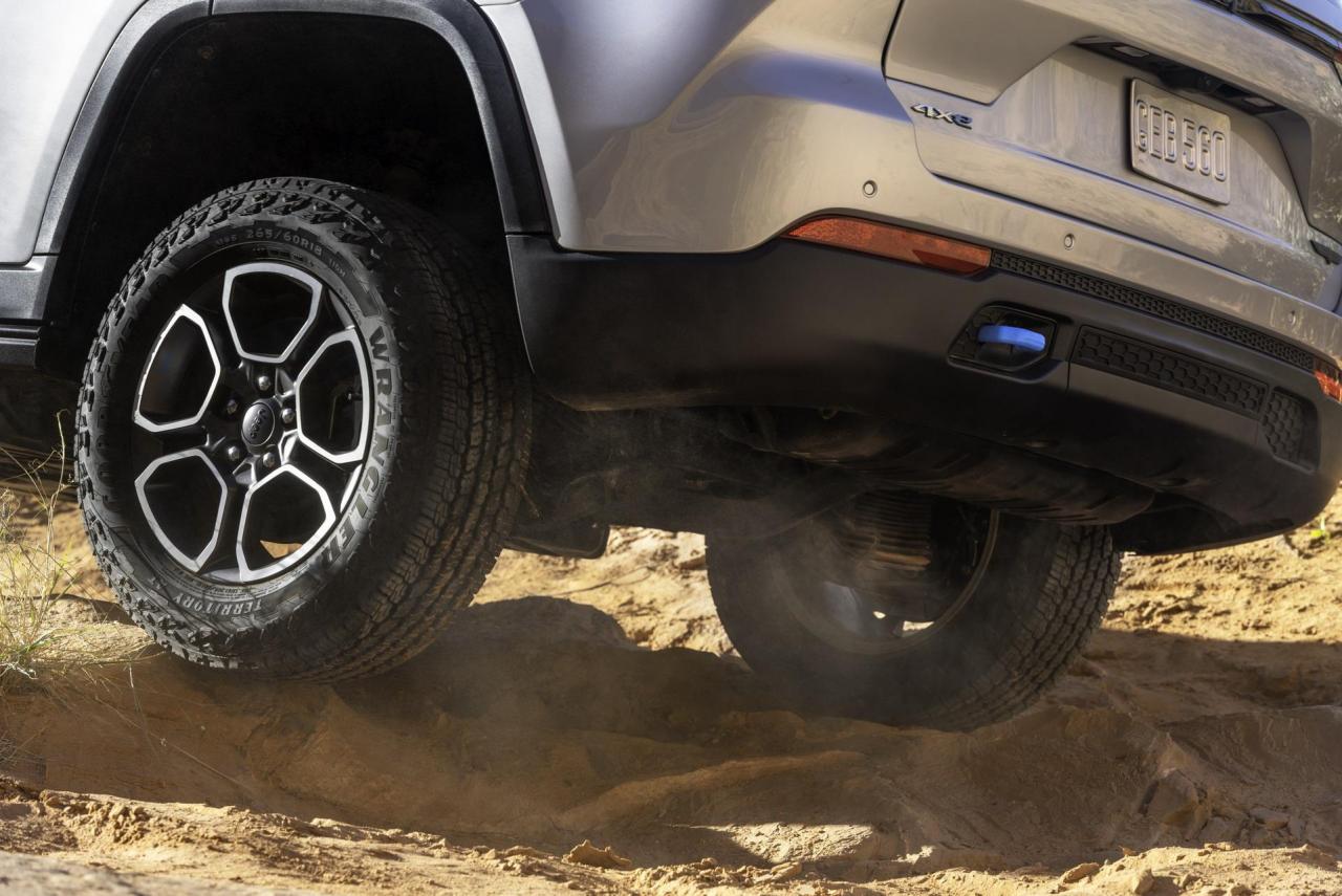 2022-Jeep-Grand-Cherokee-20-1.jpg