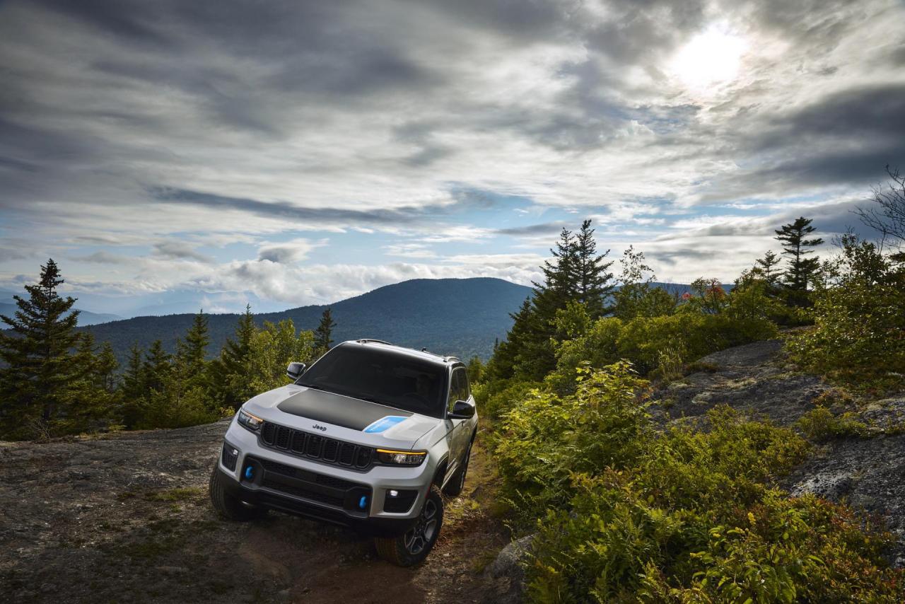 2022-Jeep-Grand-Cherokee-24-1.jpg