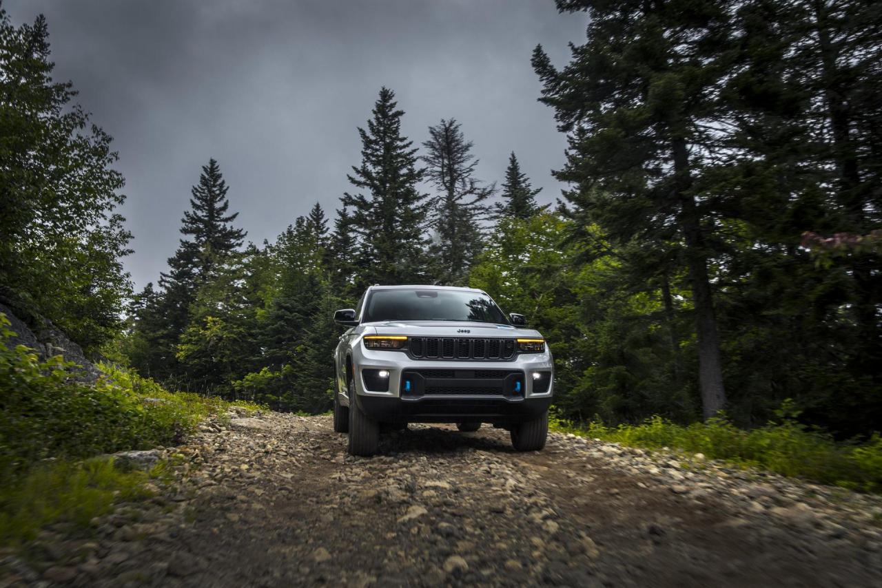 2022-Jeep-Grand-Cherokee-36-1.jpg