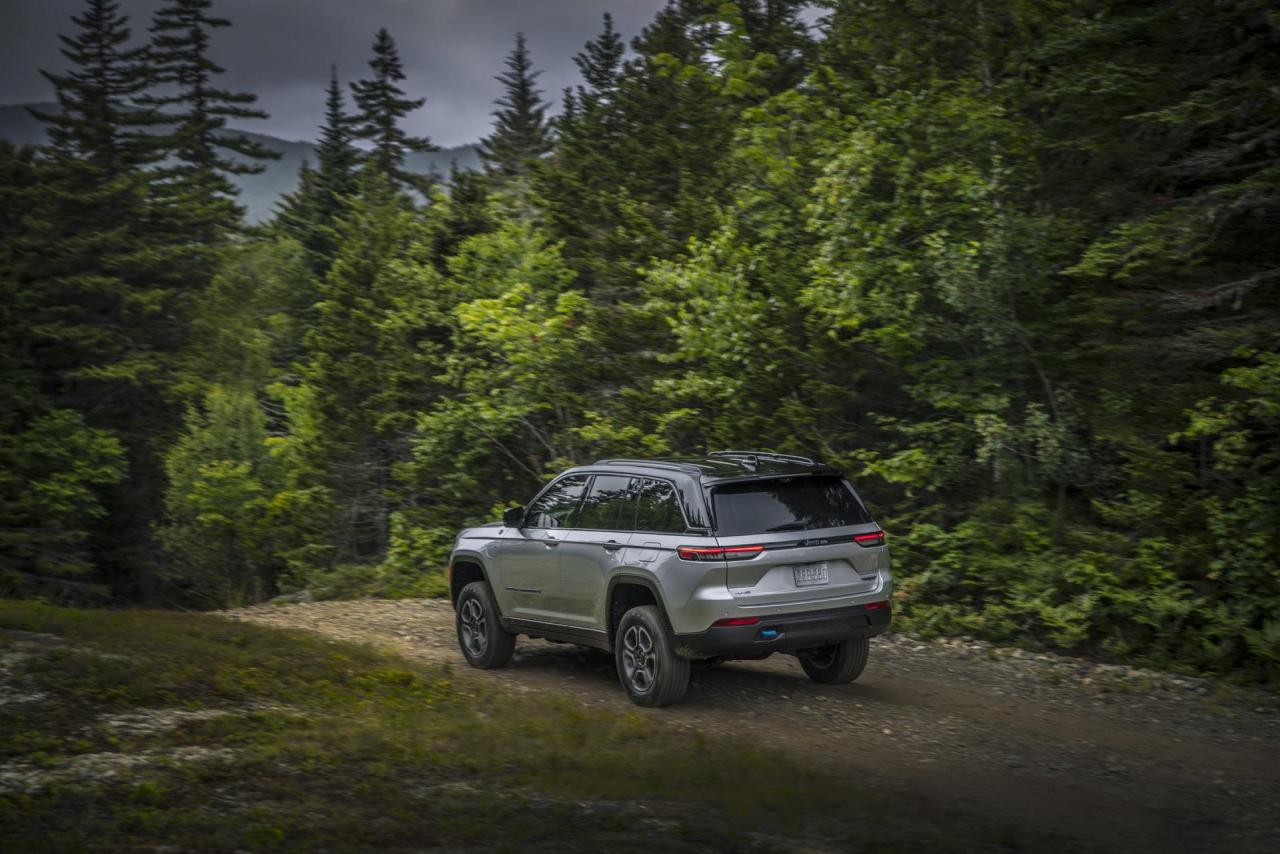 2022-Jeep-Grand-Cherokee-38-1.jpg