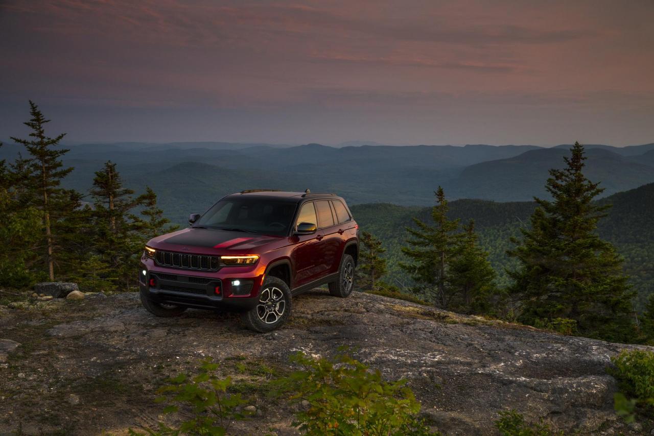 2022-Jeep-Grand-Cherokee-93.jpg