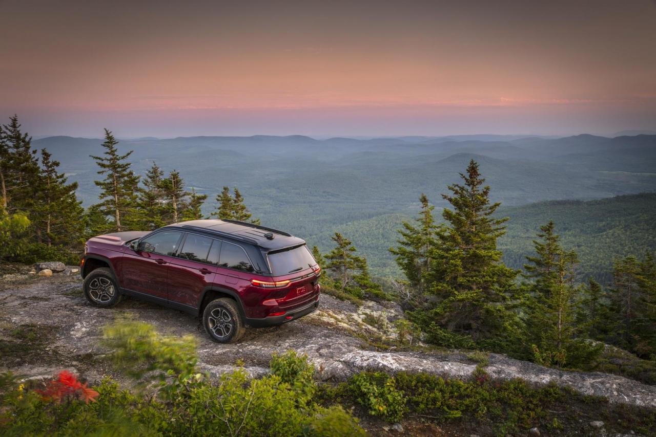 2022-Jeep-Grand-Cherokee-97.jpg