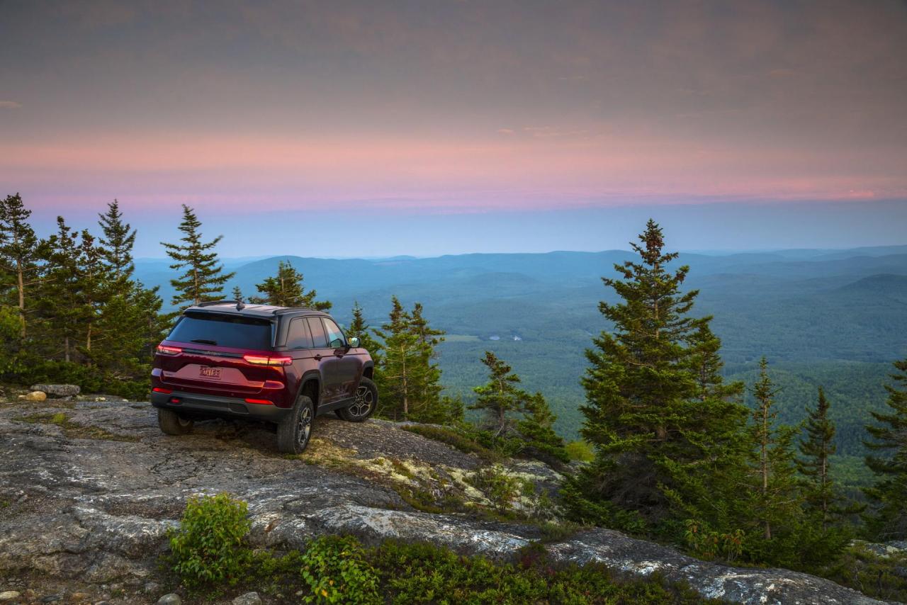 2022-Jeep-Grand-Cherokee-98.jpg