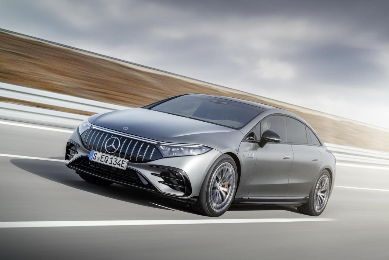 2022-Mercedes-AMG-EQS-53-4.jpg