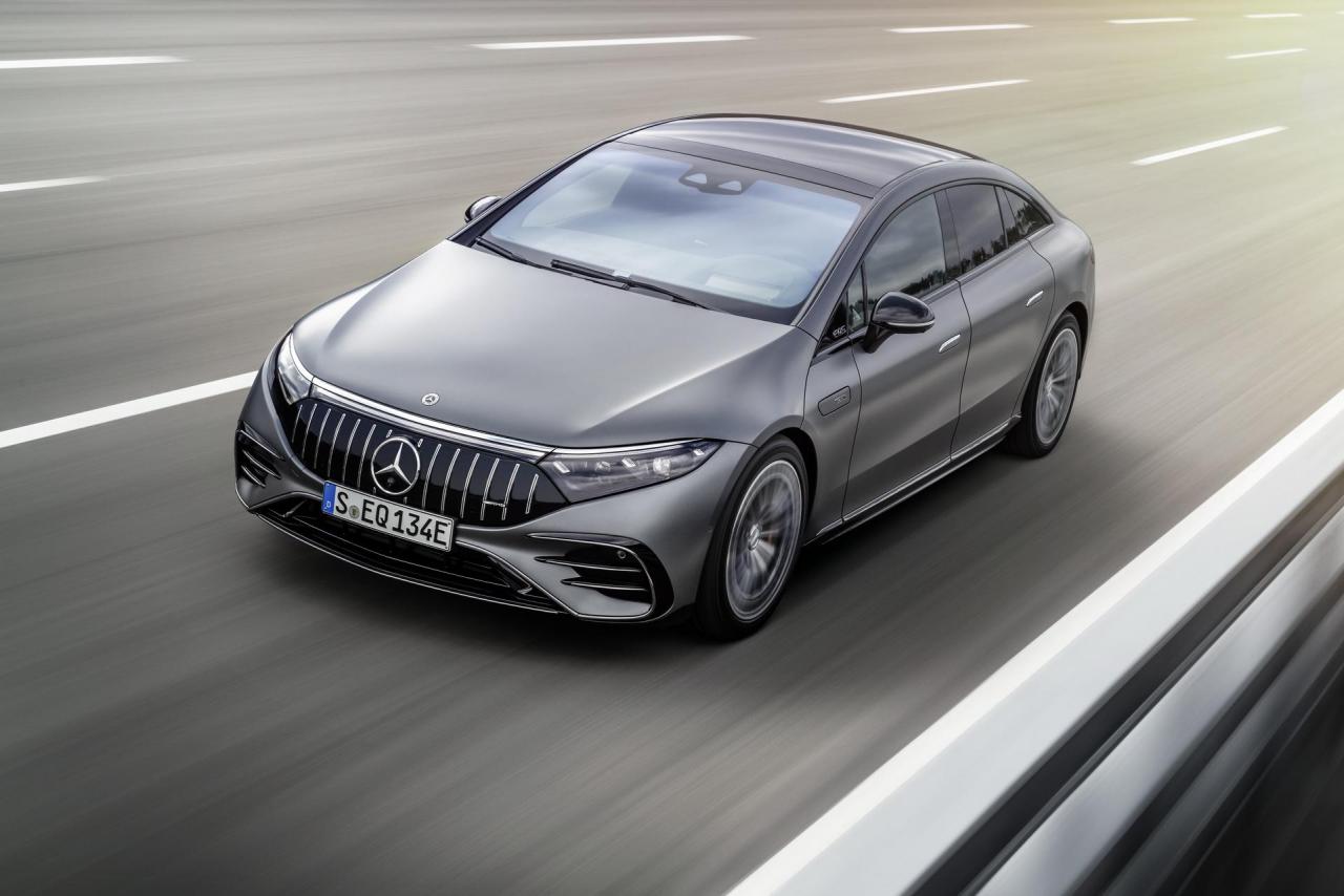 2022-Mercedes-AMG-EQS-53-5.jpg