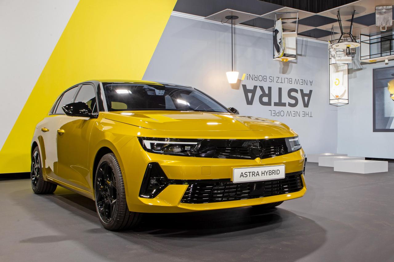30_Opel_516882.jpg.thumb.jpg.b31c5c1c2b34cc113bd8c464ae6355de.jpg
