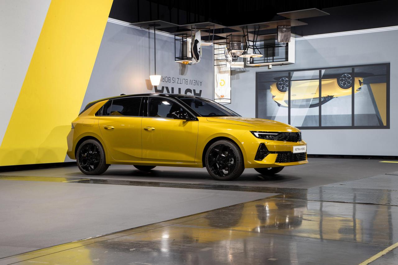 31_Opel_516883.jpg.thumb.jpg.bd15209f1c349a2db750a5f9ffd5992b.jpg