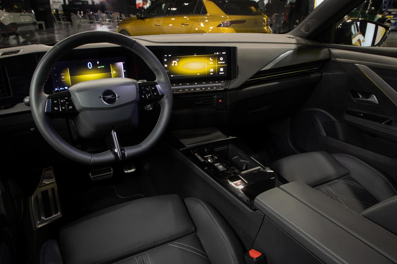 34_Opel_516886.jpg.thumb.jpg.f8030ba13d1bae885534f316831fd78a.jpg
