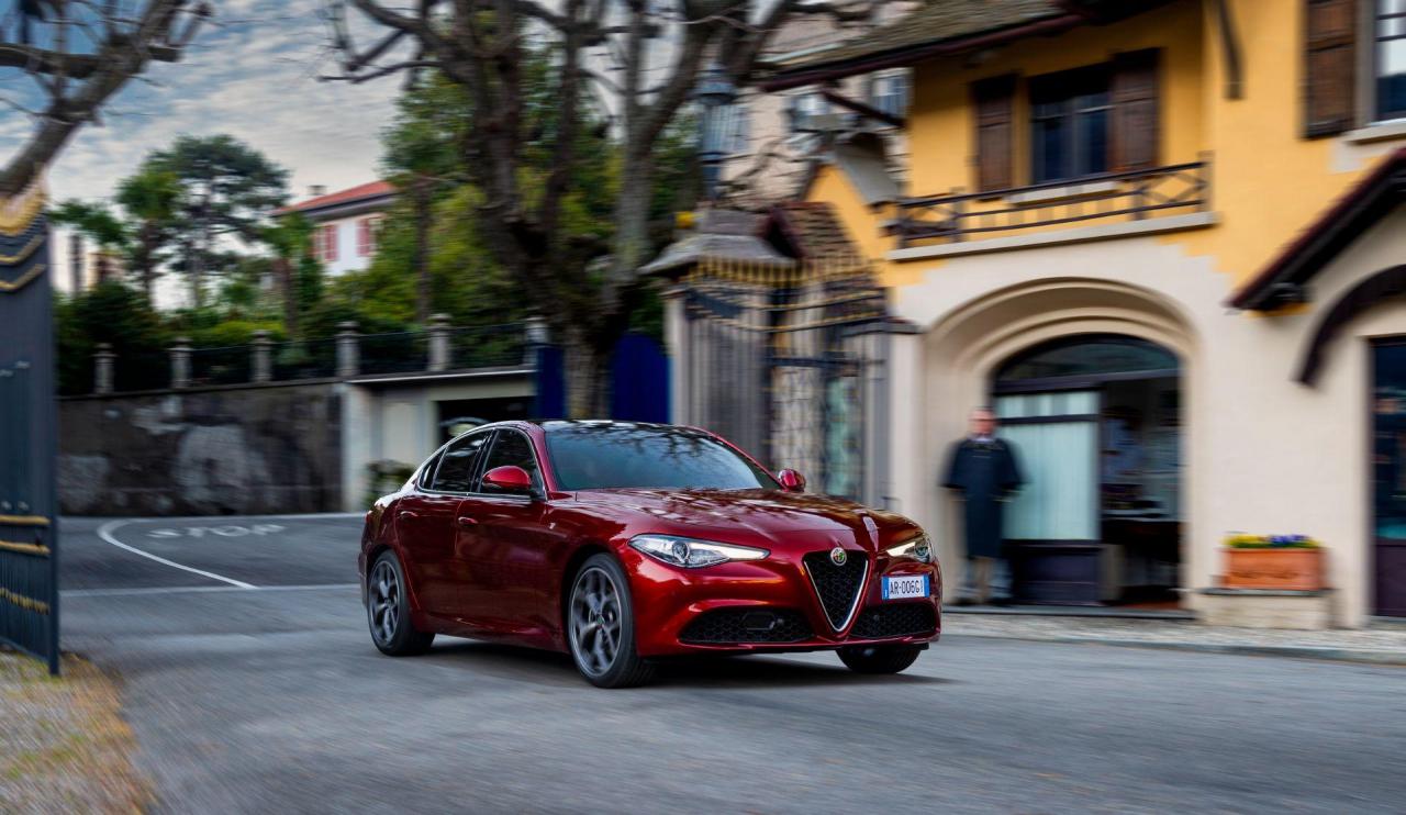 Alfa-Romeo-Giulia-and-Stelvio-6C-Villa-d’Este-14.jpg