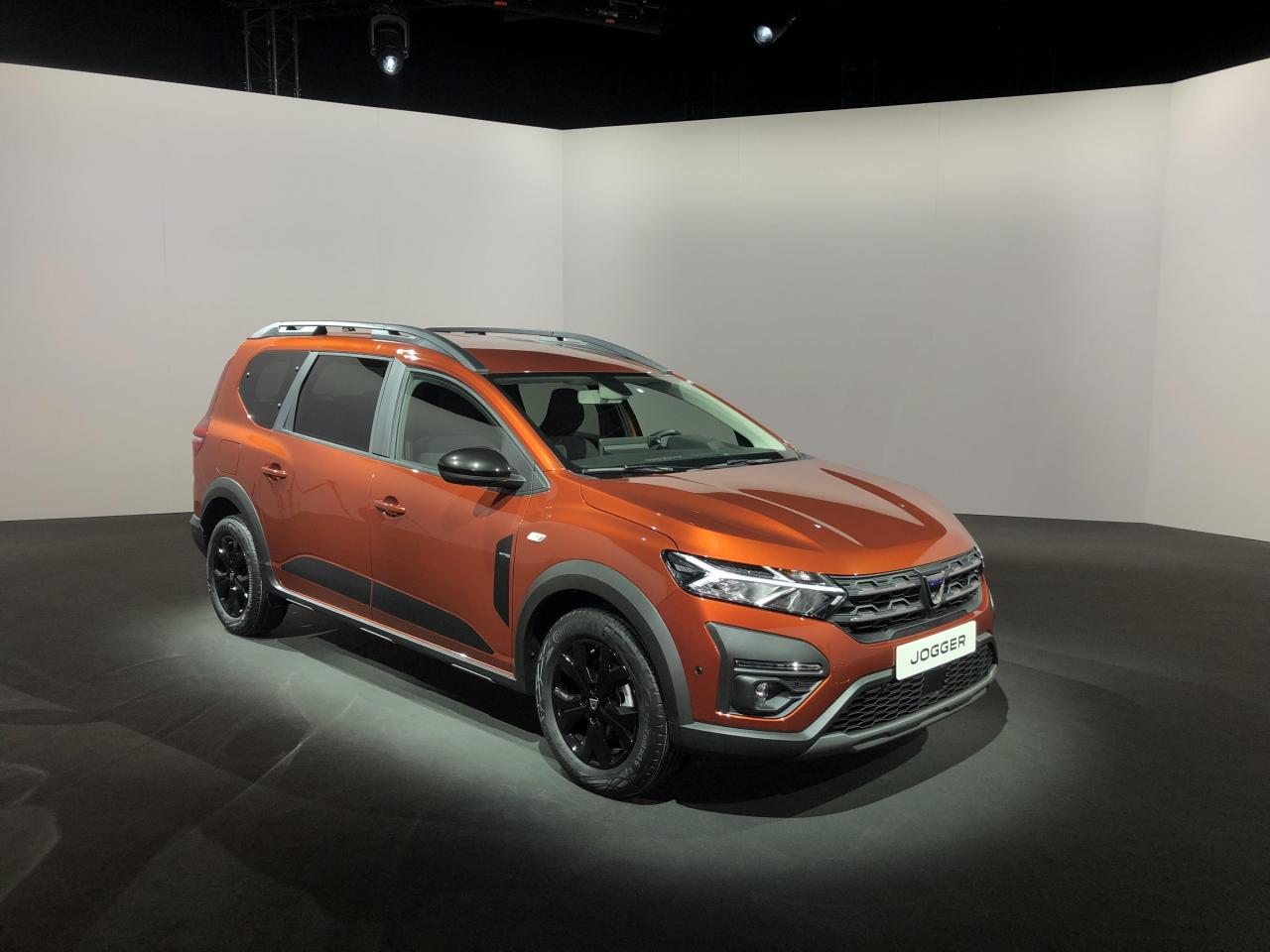 S0-presentation-video-dacia-jogger-2021-le-break-qui-casse-les-prix-688495.thumb.jpg.a1c383945bbbe3024cef8aa03225107f.jpg