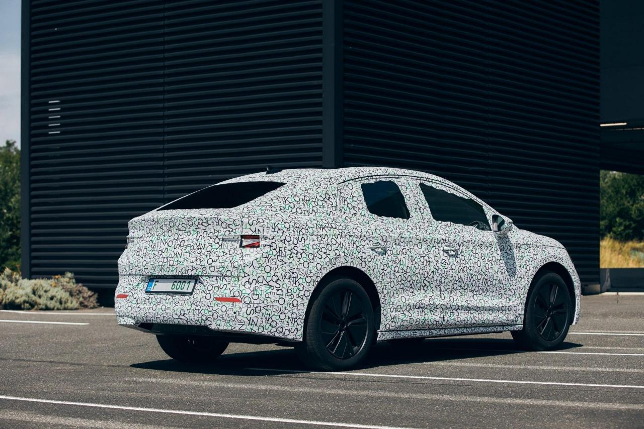 skoda_enyaq_coupe_iv_09-1920x1280.thumb.jpg.c5b2cc51271b40cb2fdee0da63b0ba5b.jpg