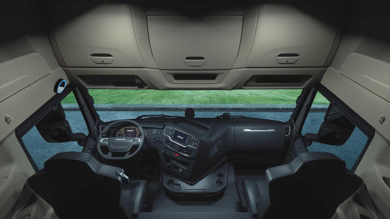 iveco-s-way-2021 (6).jpg