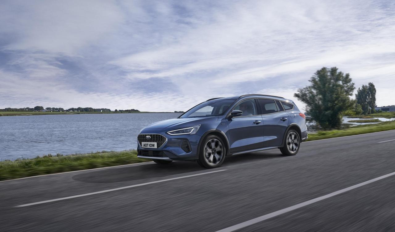2021_FORD_FOCUS_ACTIVE_OUTDOOR_03.jpg
