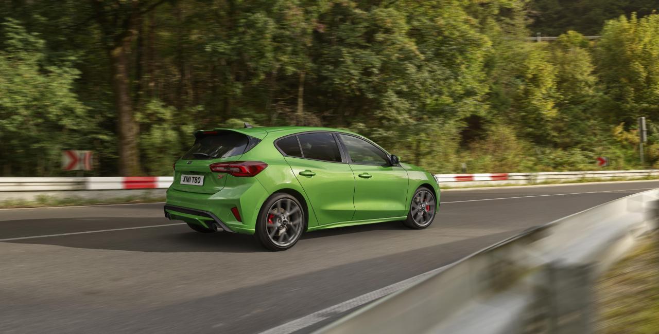 2021_FORD_FOCUS_ST_OUTDOOR_03.jpg