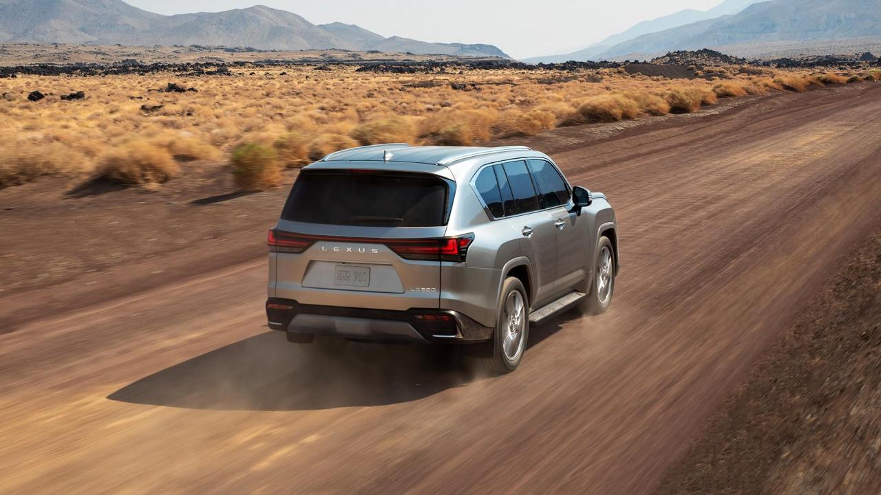 2022-Lexus-LX-9.jpg