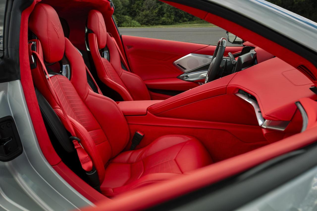 2023-Chevrolet-Corvette-Z06-019.jpg