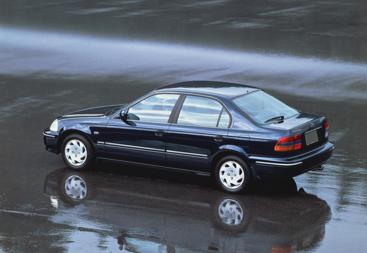 124857152_MercedesCLAPost1996-2000.thumb.jpg.e17e76424e21a8a04e8a09535f6b8cb5.jpg