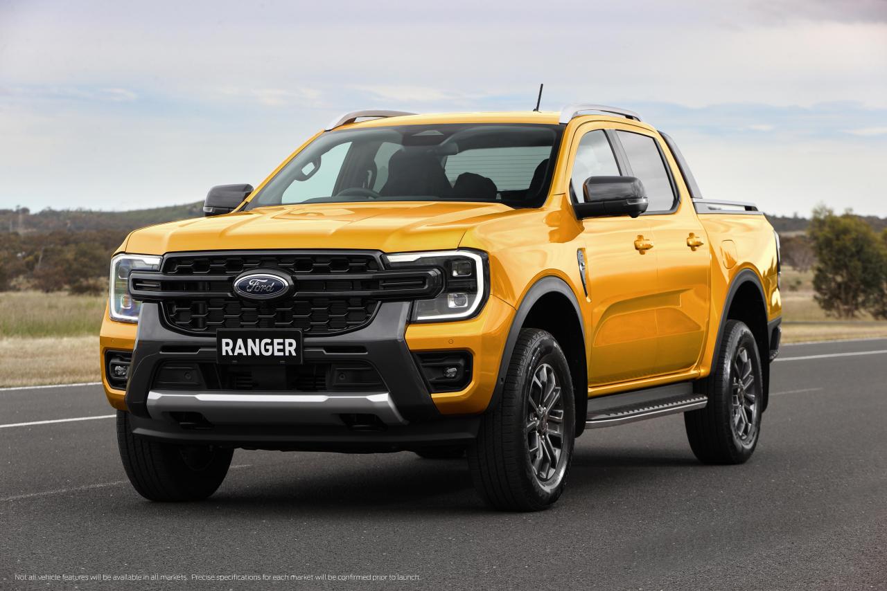 NextGenRanger_Wildtrak_Front 3QTR_static_tarmac.jpg