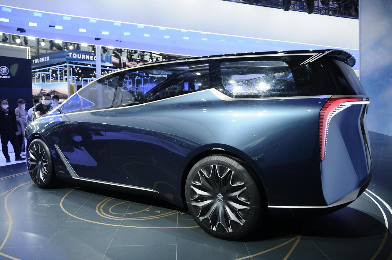 2021-Buick-GL8-Flagship-Concept-live-1.thumb.jpg.bc6ca2982cc6f913fb4a74e0722ce93f.jpg