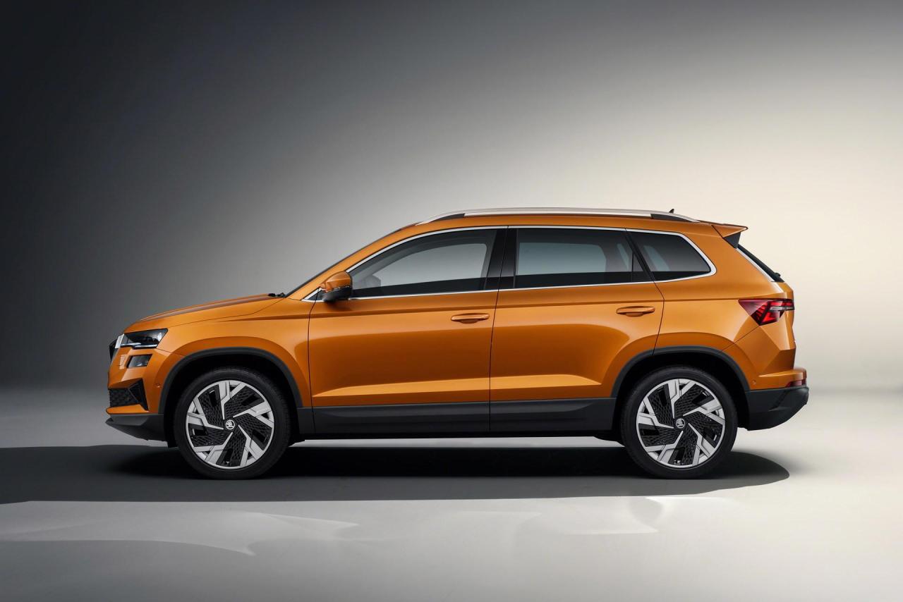 2022-Skoda-Karoq-13.jpg
