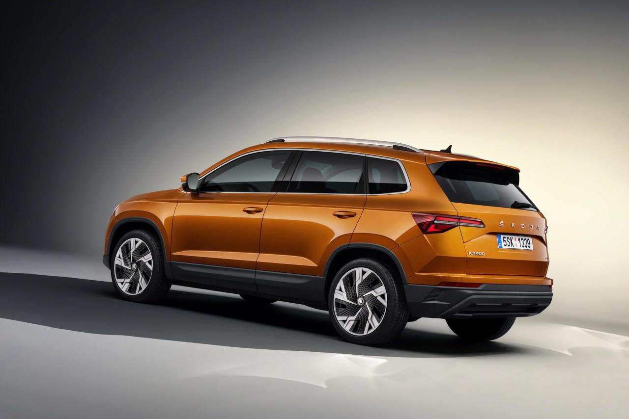 2022-Skoda-Karoq-2.jpg