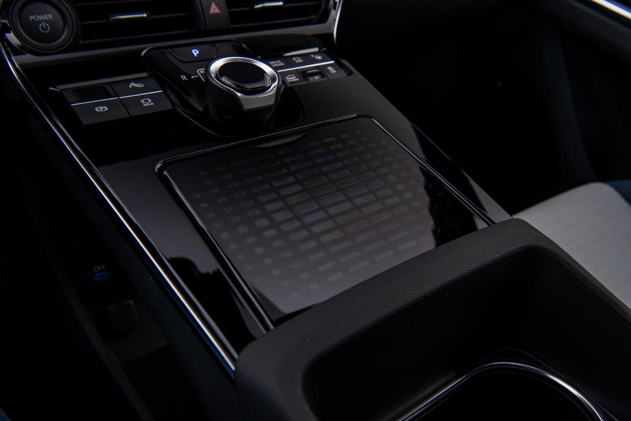 2023-Subaru-Solterra-24-1.jpg