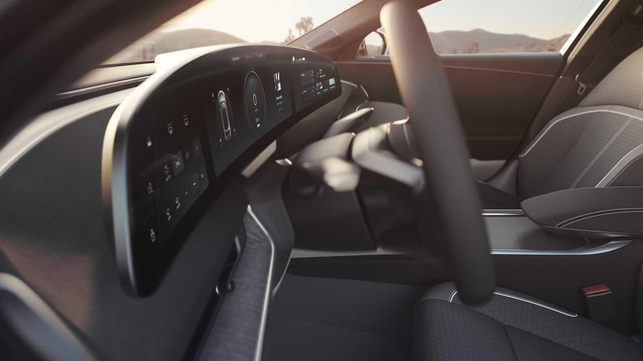 2022-lucid-air (8).jpg